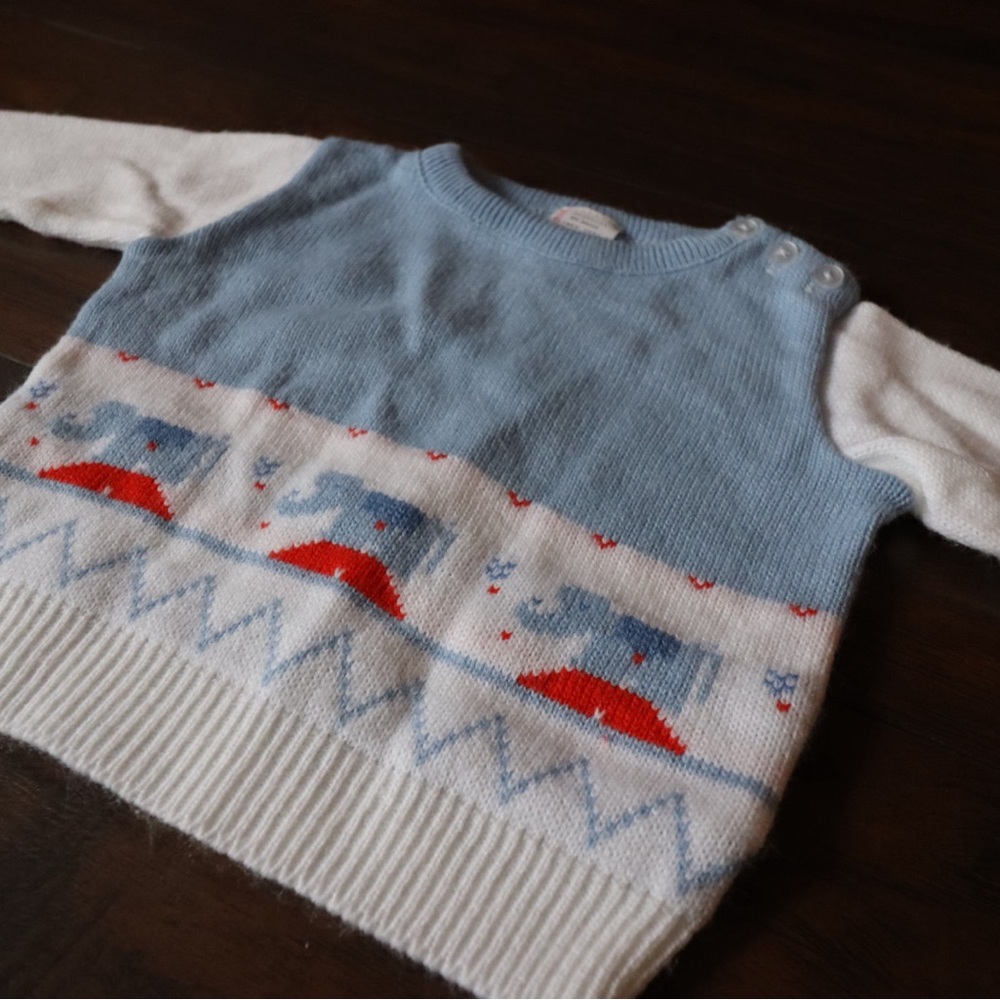 Vintage elephant pattern baby sweater